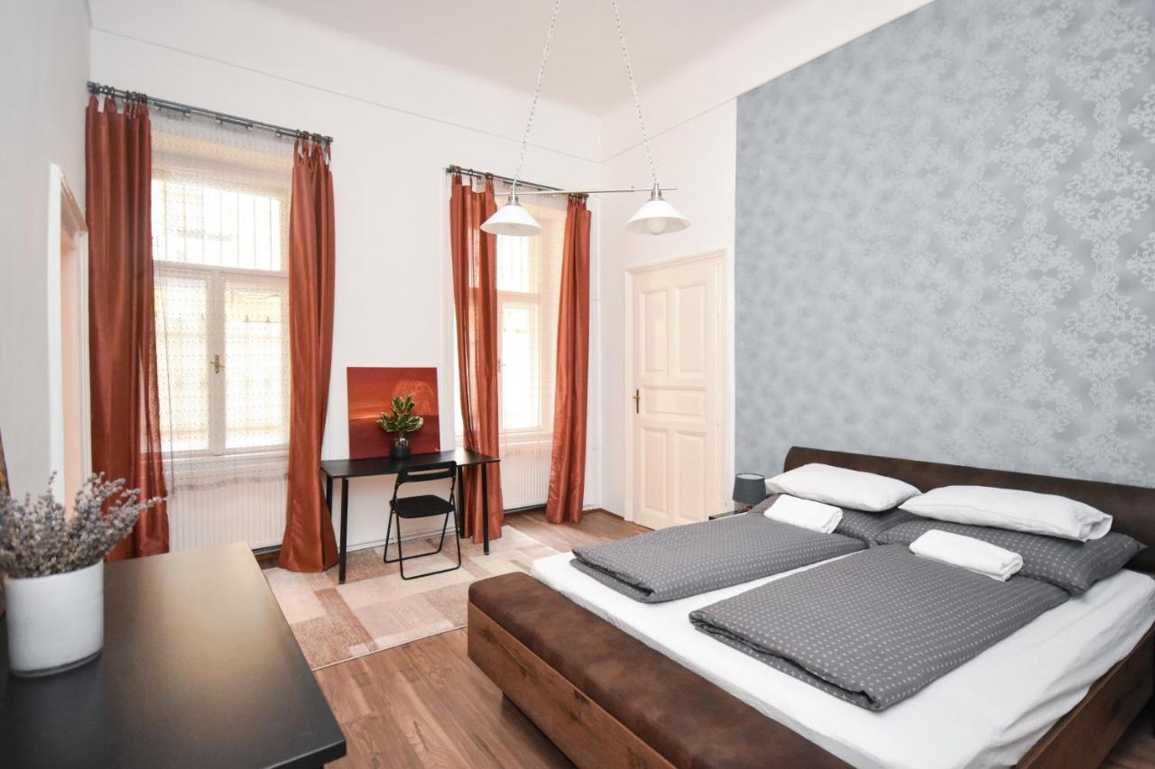 Apartament Modern & Huge 4 Bedroom 2 Bathroom